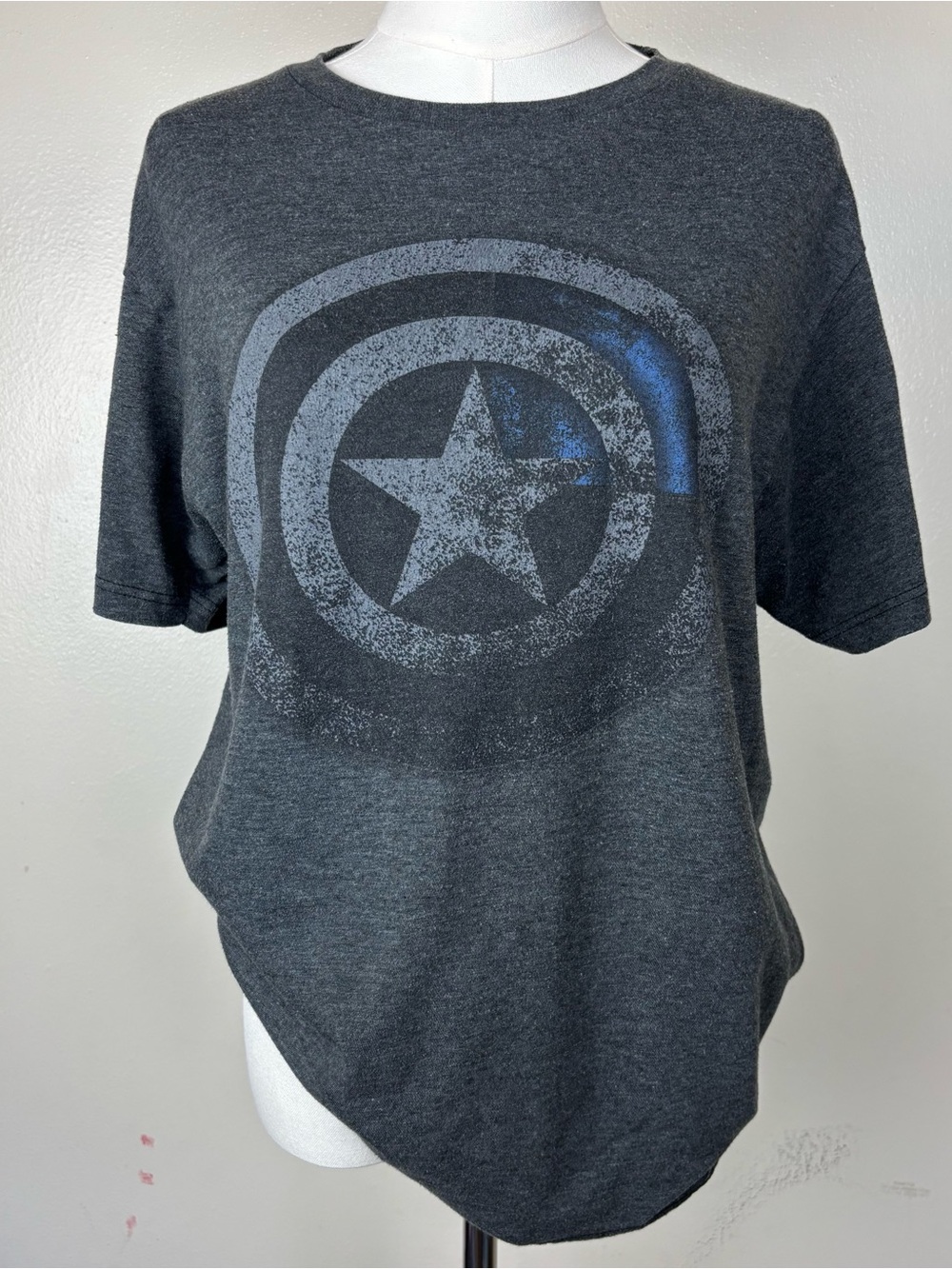 Marvel Men's Dark Gray Captain America Star Graphic Tee